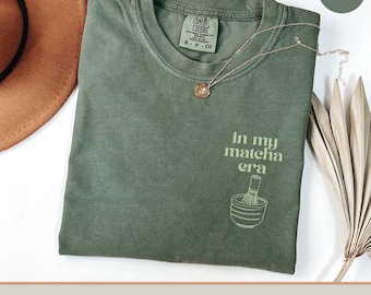 Camiseta Matcha Era, camiseta Comfort Colors, camiseta Matcha Latte, camiseta Matcha Latte Social Club, estética Matcha, regalo de té Matcha, regalo para amantes del Matcha