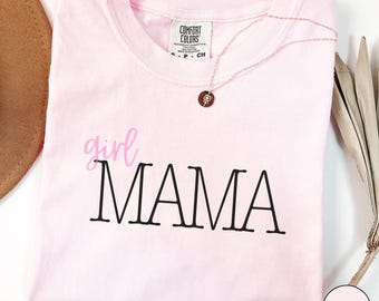 Schwangerschaft offenbaren Comfort Colors® Shirt, Mädchen Mama Schwangerschaft Ankündigung Shirt, Erwartet Mutter zu sein Shirt, Mama zu sein Mutterschaft Shirt