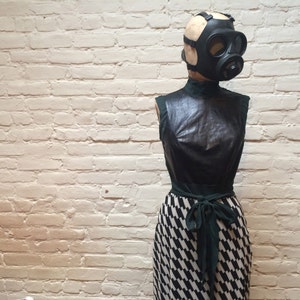 Houndstooth leather turtleneck Maxi Dress, forest green black and white, sleeveless, cutout back, size medium