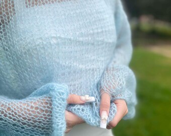 Krótki sweterek z dzianiny moherowej, oddychający, w stylu boho