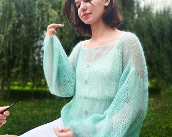 Sweter boho z jedwabiu i moheru, prześwitujący: ręcznie robiony na drutach narzutka ślubna