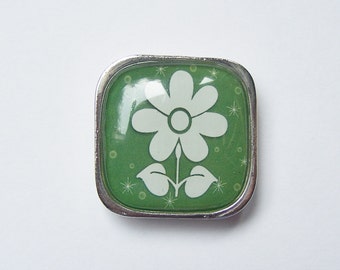 Magnetic Brooch Clip Clasp Pin Metal Glass DomeGreen Flower Accessory Scarves Shawl