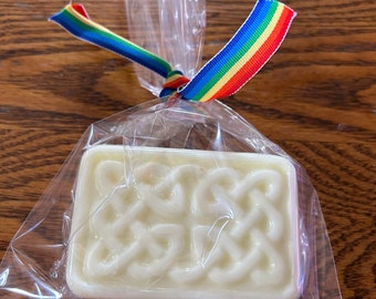 large lemongrass Gaelic bar soap