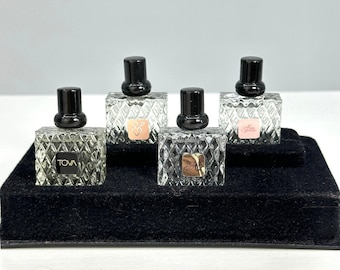 Tova Beverly Hills Mini Perfume Set Full Bottles Display Tray Rare Collector