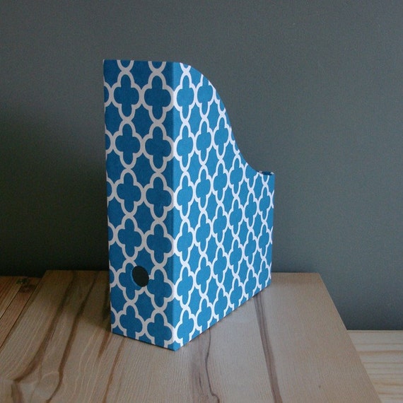 Items similar to Magazine/file holder Blue clovers on Etsy