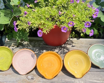 Ceramic Kitchen Pottery Spoonrest ~ colorful,  daisy, bicycle, butterfly, sunshine
