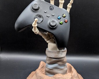 STL File Skeleton Controller Holder – Compatible with Xbox & PS5 – without stand – Skeleton controller holder