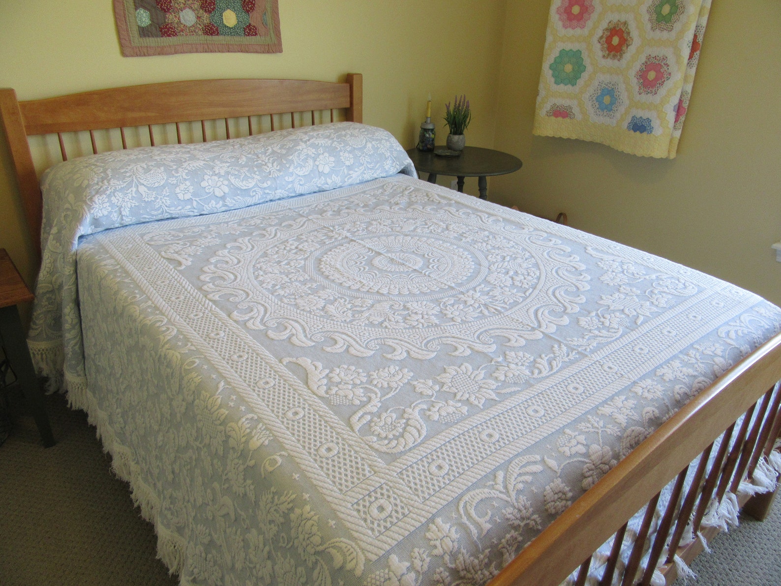 Bates Maine cotton matelasse bedspread with 2 shams Etsy