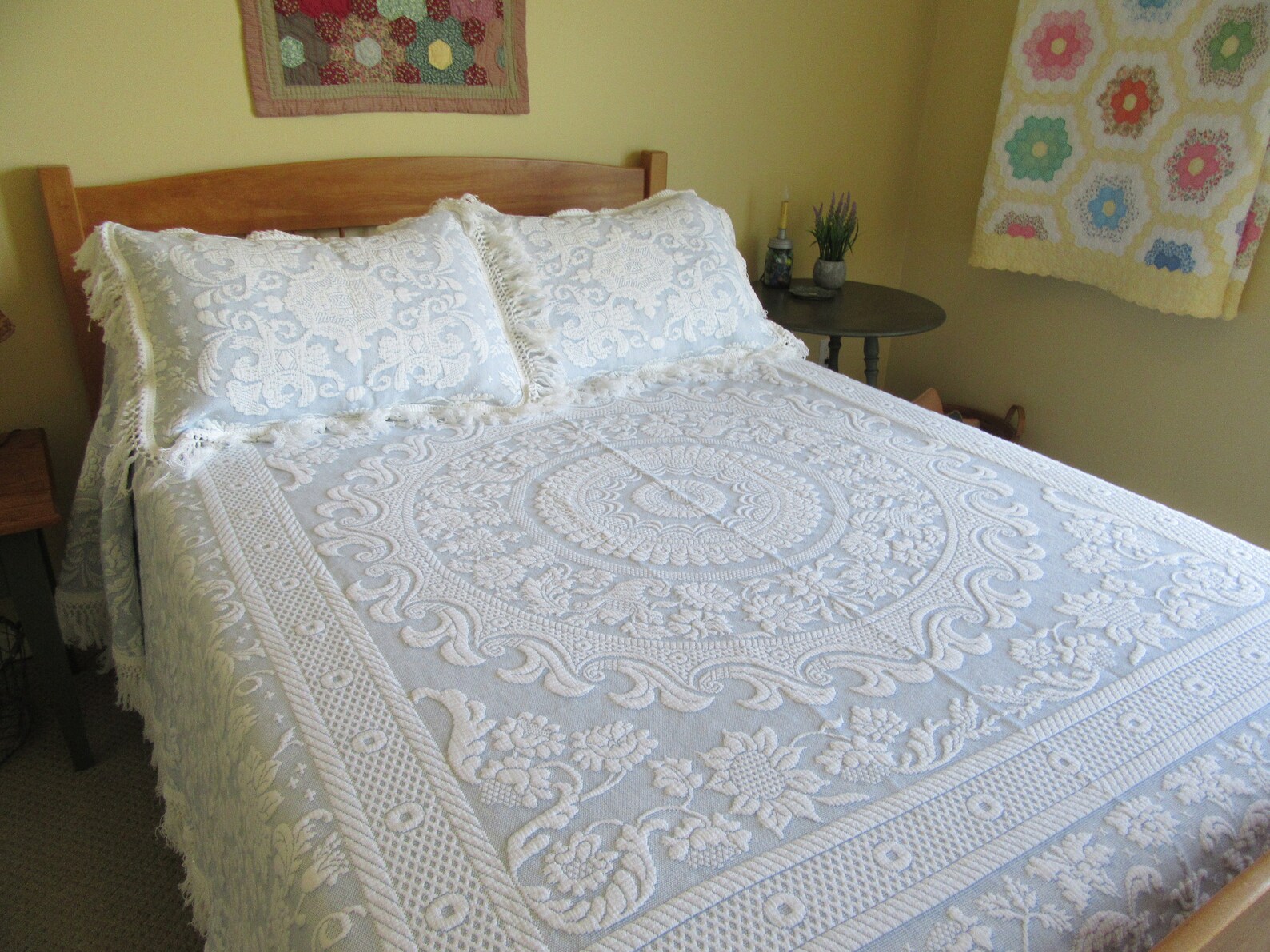 Bates Maine cotton matelasse bedspread with 2 shams Etsy