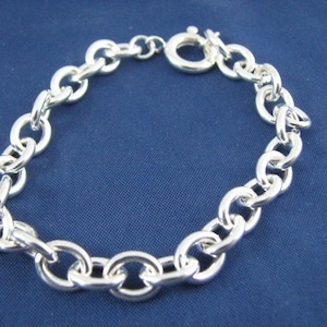 Classic Sterling Silver Charm Bracelet 9X7mm Oval Links with Large Clasp