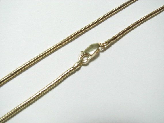 Sterling Silver 14-inch Chain with Spring Ring Clasp Sterling Silver 14-inch Chain with Spring Ring Clasp