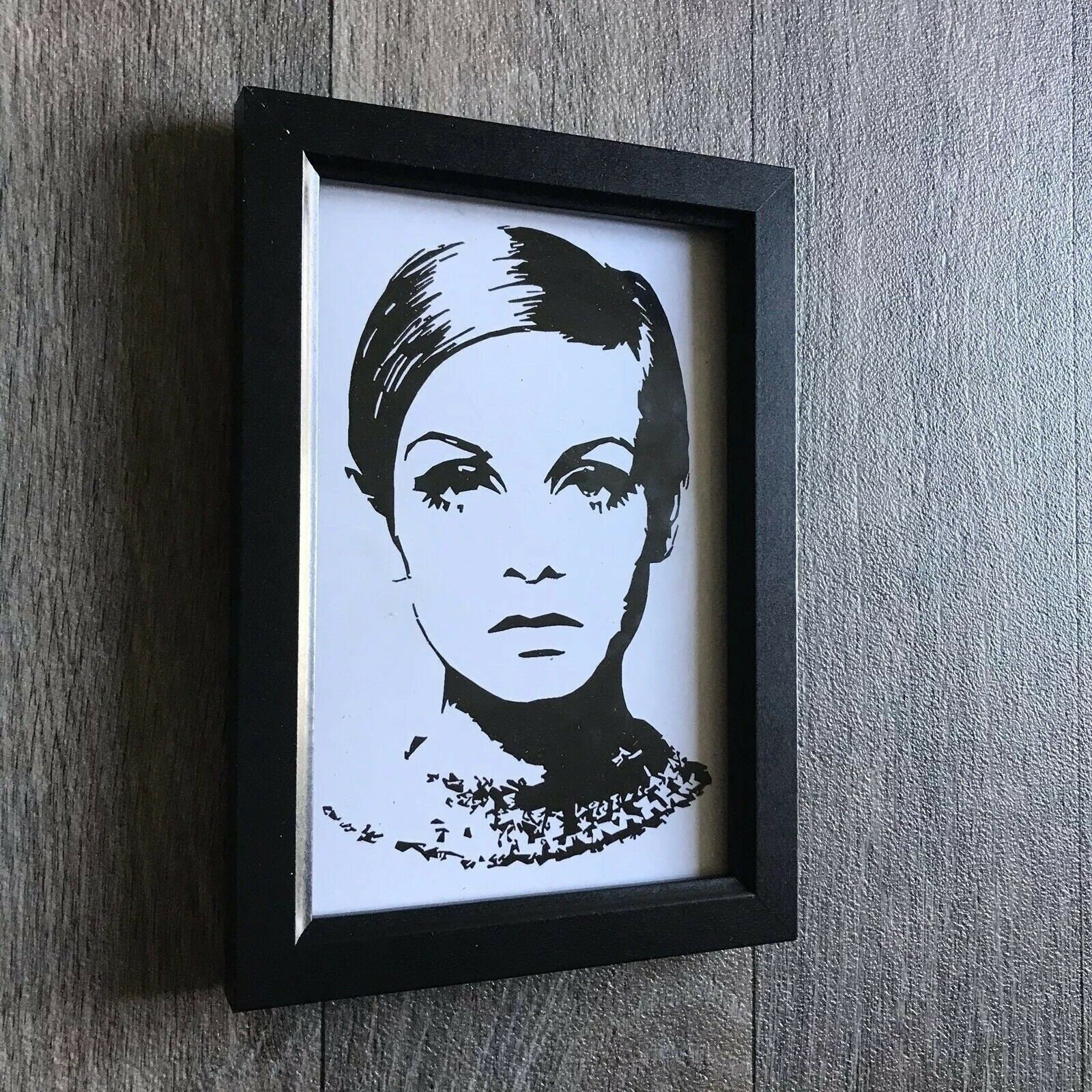 Framed Twiggy 1960s Fashion Black and White Pop Art Print - Etsy