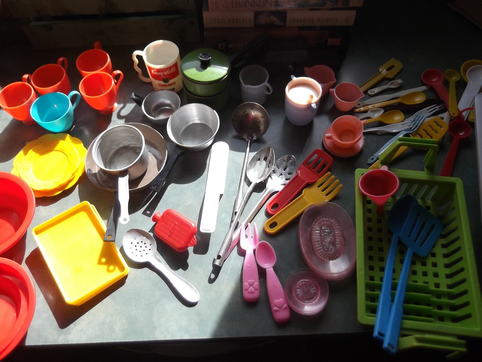 Vintage Doll House Kitchen Set/vintage Mini Kitchen Utensils/vintage  Plastic Toy Kitchen/hong Kong Toy Pots Pans/toy Spoons/toy Cooking Set 