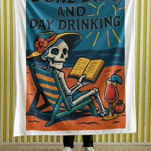 Funny Skeleton Throw Velveteen Summerween Decor for Beach Day Drinking Lovers Halloween Gift for Her Cozy Spooky Blanket Vibe