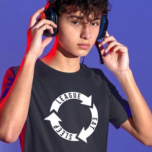 League of Legends T-Shirt | League Eat Sleep Repeat | Gaming T-Shirt | Perfect Gift for Gamers and LoL Players | Nerdy Tops | Moba Gamer