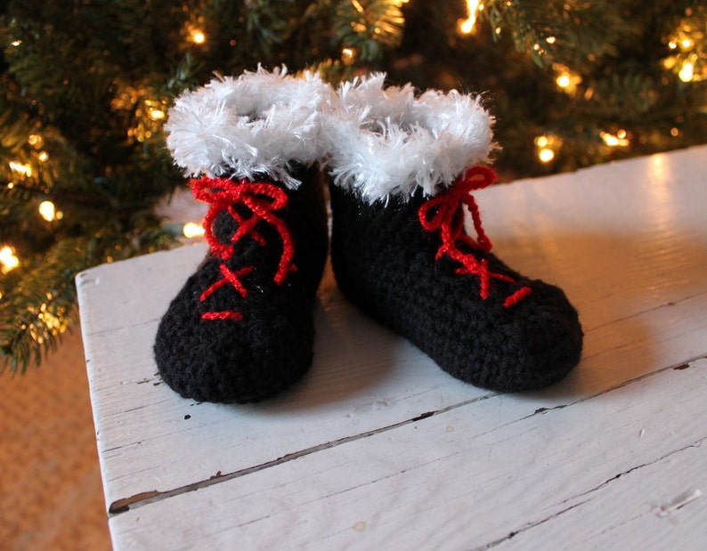 Crochet Santa Booties Pattern, Santa Booties, Crochet Baby Santa Boots, Santa Boots Pattern image 4