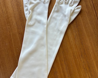Vintage Ivory Dress Gloves, Crescendoe Caresse, Leather Tailored, Size 7, Ivory Gloves, Dress Gloves, Long Gloves, Wedding Gloves