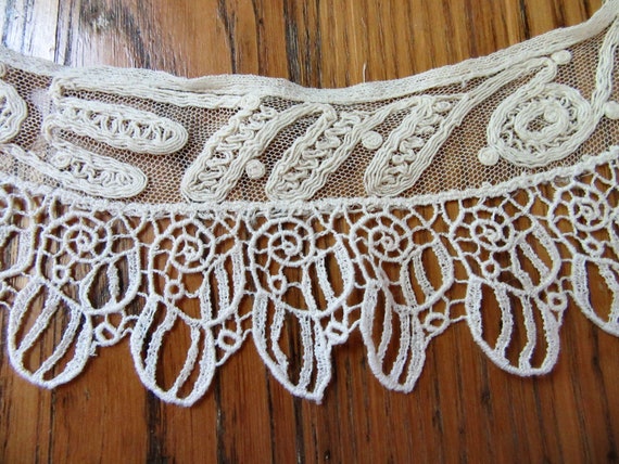 Antique Hand Made Lace Collar,  Embroidered Lace,… - image 2