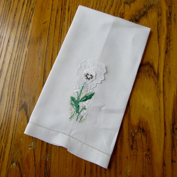 Vintage Guest Towel, White Pansy and Violets, White Linen, Ladder Work, Vintage Hand Towel, Floral Towel, Vintage Show Towel, Green, Blue