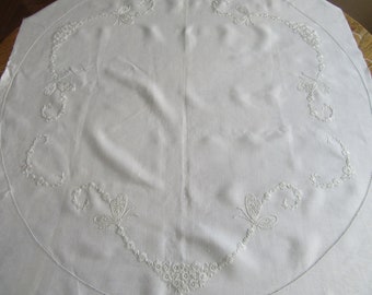 Vintage Royal Society Silk Embroidered Linen, White Embroidered Fabric, Antique Embroidered Fabric, Butterflies & Flowers, Round Tablecloth