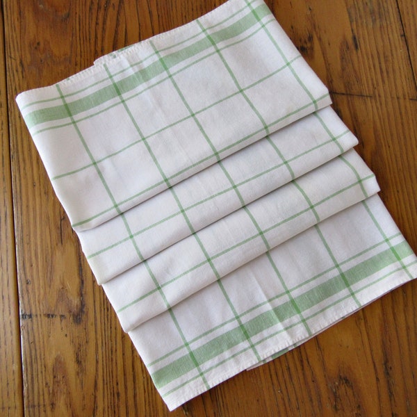 Vintage Green Plaid Tablecloth, 34" x 32", Drink Table Decor, Linen Tablecloth, Card Tablecloth, Small Table Cloth, Tea Cart Cloth