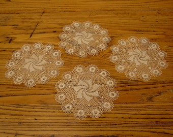 Antique Knitted Lace Cocktail Mats, Antique Coasters, Knitted Coasters, Vintage Coasters, Set of 4 Coasters