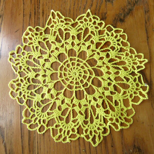 Vintage Crochet Doily, Yellow Doily, 9" Diameter, Small Doily, Thanksgiving Table Decor, Bright Colored Doily, Dream Catcher, Upcycle