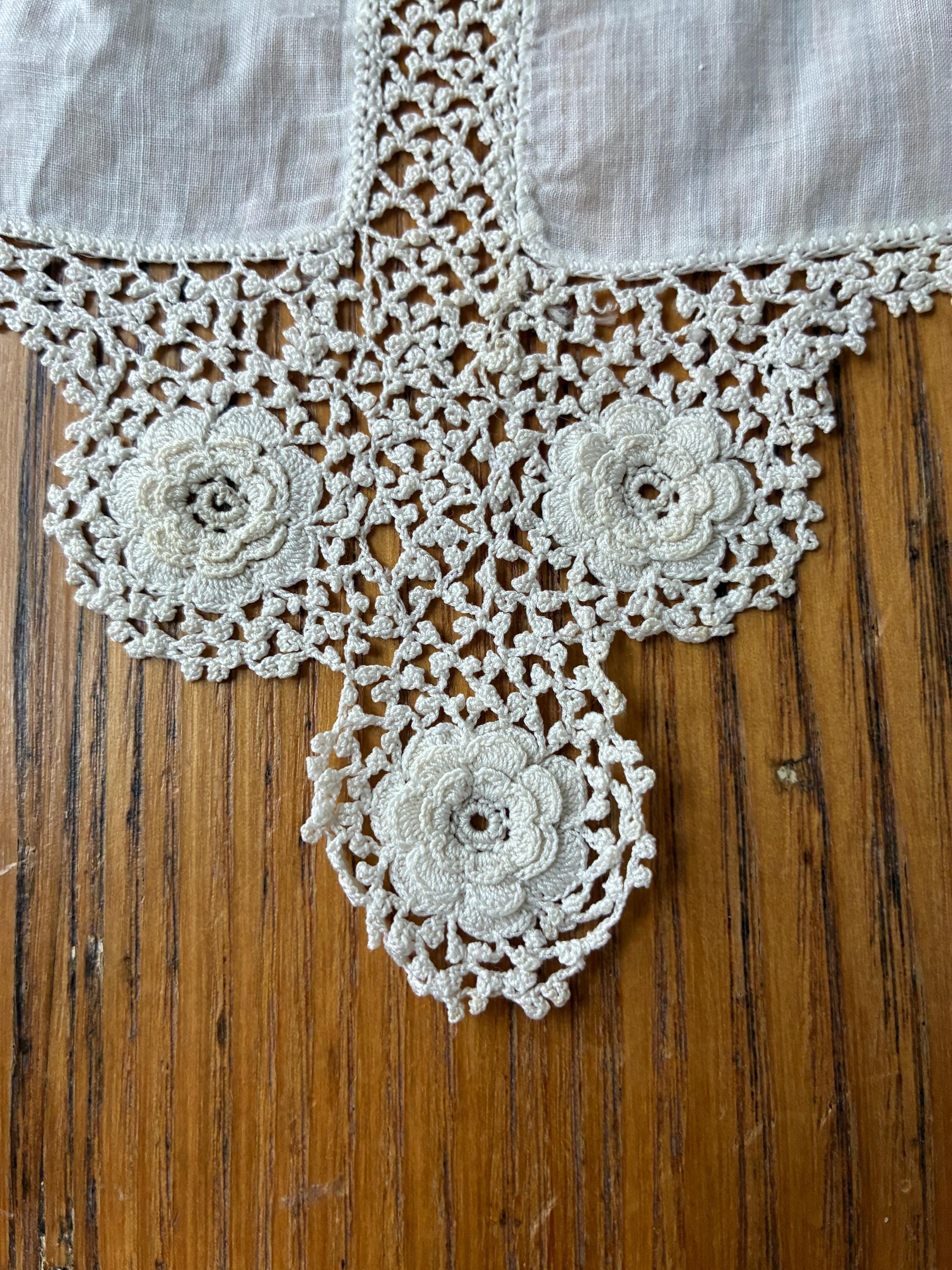 Victorian Hand Made Lace Jabot, 1800s, Irish Crochet, Ivory, Lace