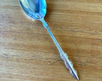Vintage 1981 International Deep Silver Sugar Spoon, Empress Pattern, Silverplate Sugar Spoon, Vintage Silverware