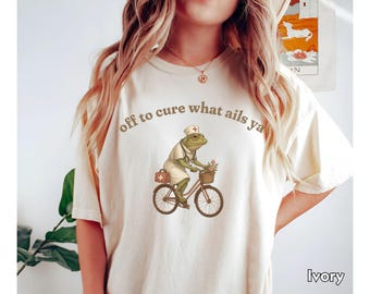 Funny Nurse Frog Shirt Comfort Colors T-Shirt Cute Frog Toad Nurse Tee Gift for Healthcare Worker Registered Nurse Funny Frog Sweatshirt