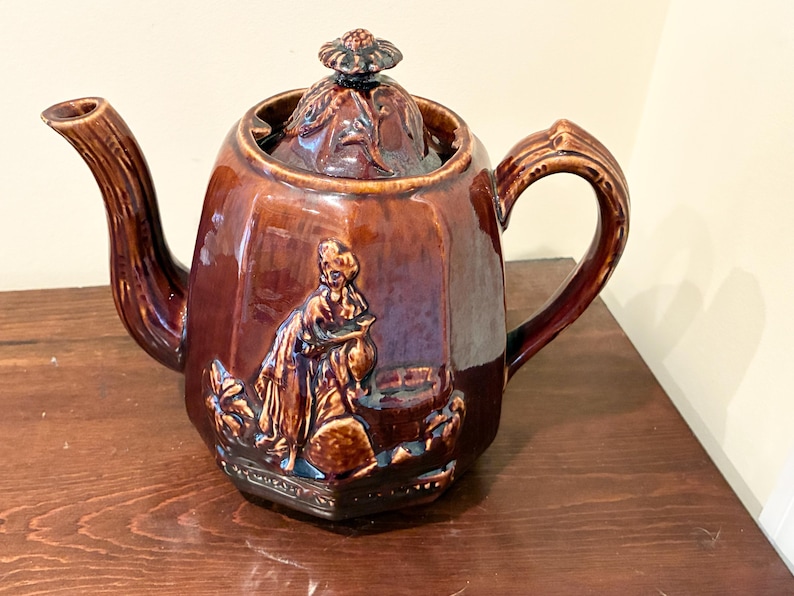 Antique Nelson Mccoy