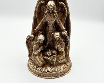 Angel Wing Cracker Barrel Nativity Figurine – One-Piece Holy Family, Champagne Gold Resin