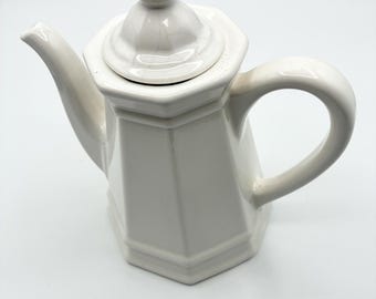 Vintage Ironstone Coffee Pot / White Octagonal Teapot with Lid, Farmhouse Coffee Server, Antique Style Ceramic Pitcher, Cottagecore Decor