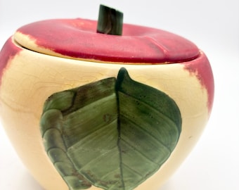 Tarro para galletas con forma de manzana de Hull Pottery vintage, bote de cerámica de mediados de siglo, decoración retro de estilo rústico.