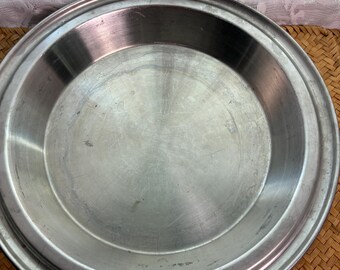 Vintage Stainless Steel Juice Saver Pie Pan, Mid Century Farmhouse Kitchen Bakeware