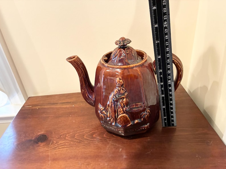 Antique Nelson Mccoy