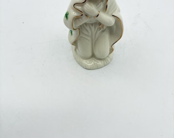 Figura de porcelana Lefton de la Virgen María, Natividad con trébol, Virgen arrodillada, ribete dorado 10806