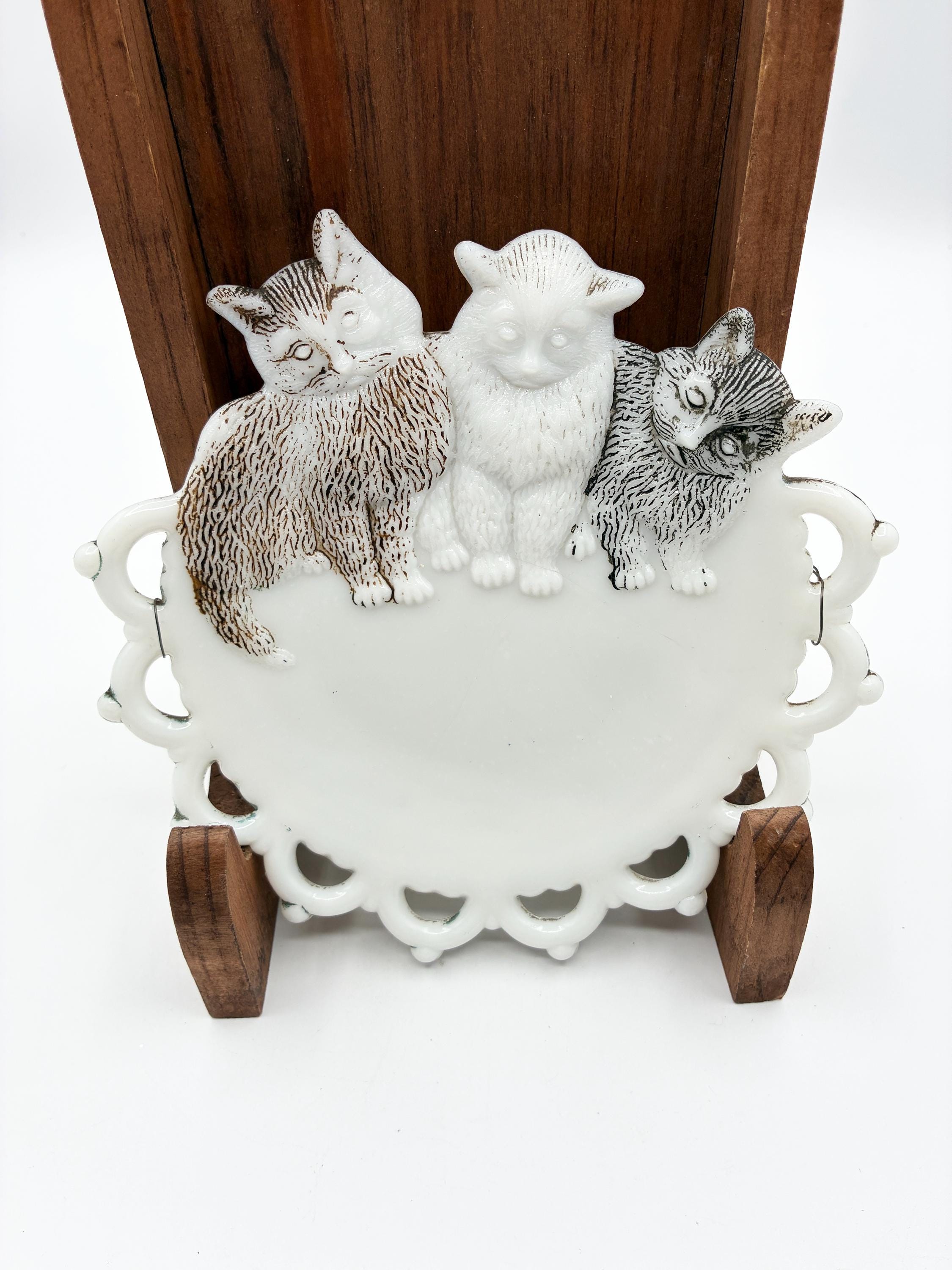 Westmoreland Cat Milk Glass - Etsy