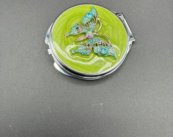 Vintage Butterfly Compact – 1950s Silver Tone Glamour, Jeweled Inlay