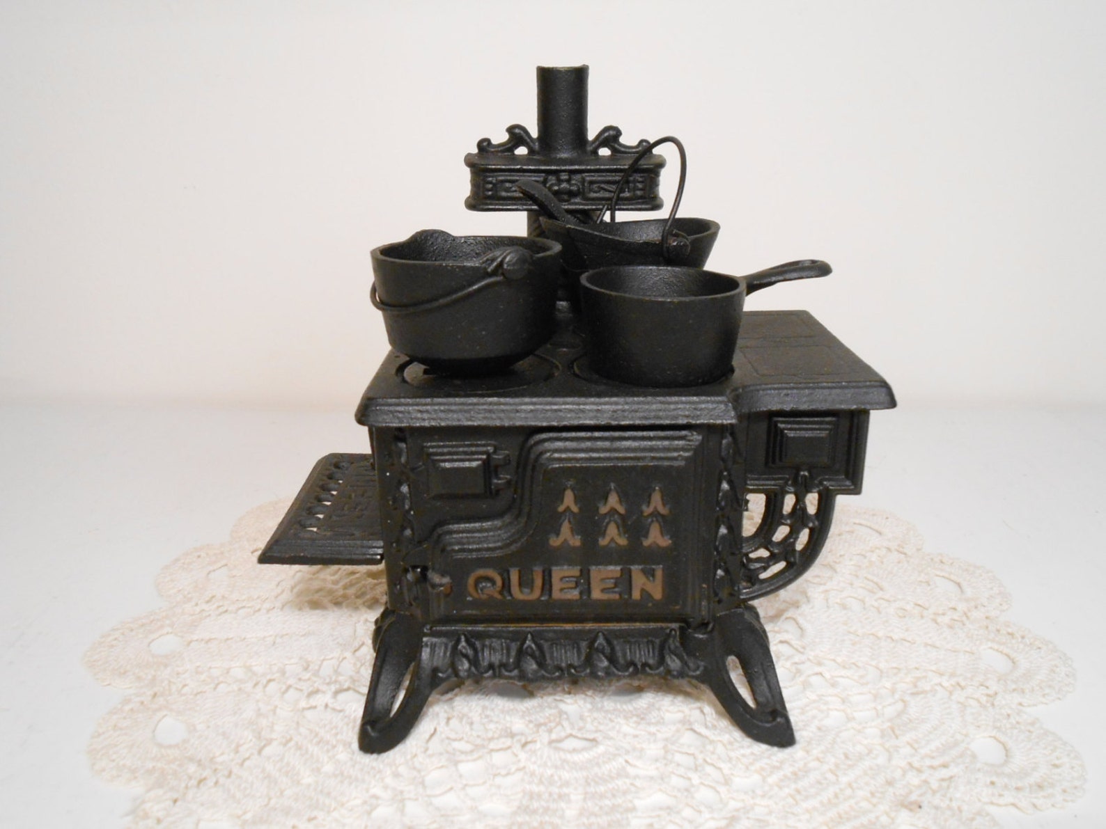 Vintage Queen Toy Cast Iron Stove W/ Accessories Etsy