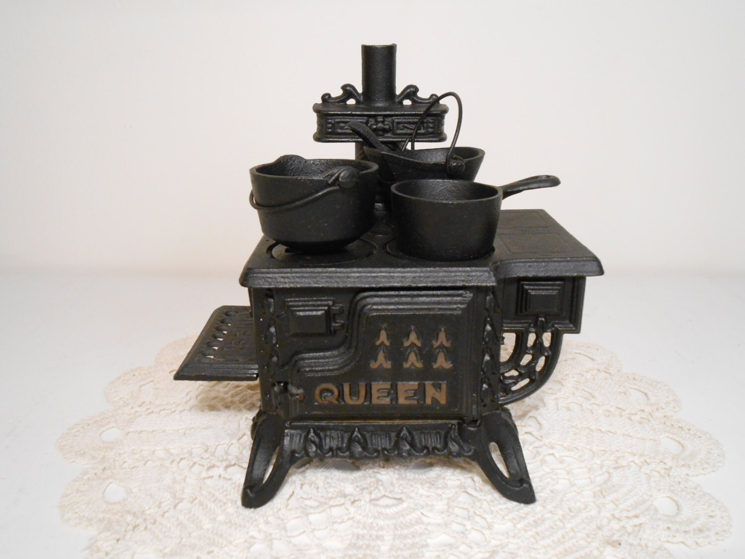 Vintage Queen Toy Cast Iron Stove W/ Accessories Etsy