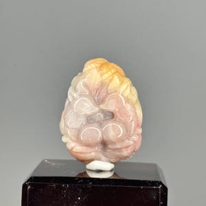 Kissing Kitsune – Carved Crystal Fox Pair Figurine, Symbol of Love & Magic, Natural Gemstone Sculpture, Whimsical Decor, Unique Gift