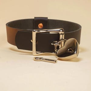 Locking Sub Collar with Heart Lock and Key, D-Ring in Black Leather