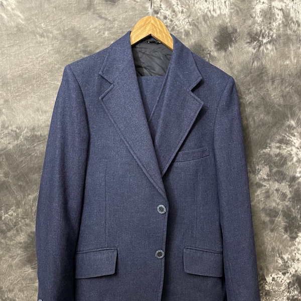 Vintage 1970's blue wool flannel 3 piece suit large