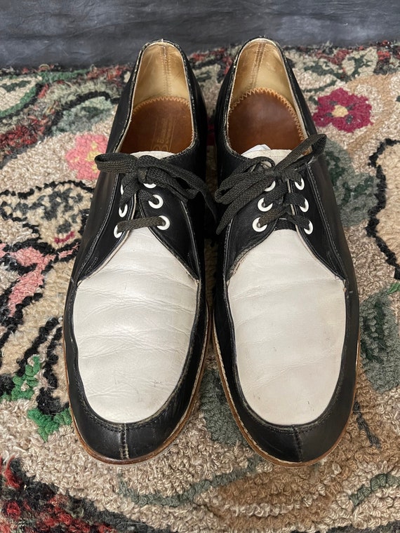 Vintage Bowling shoes 1950's mens black and white 
