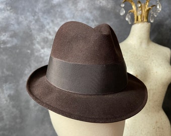 Vintage 1950's brown Borsalino stingy brim size 7