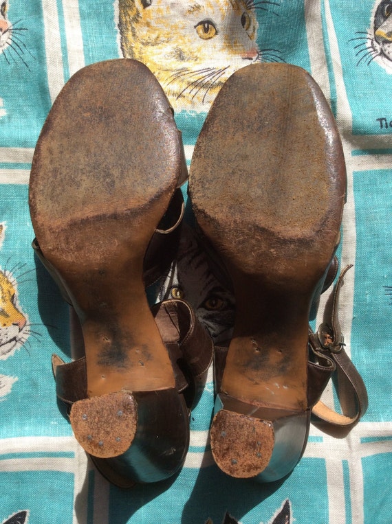 Vintage 1940's Armishaw's brown leather sandals E… - image 4