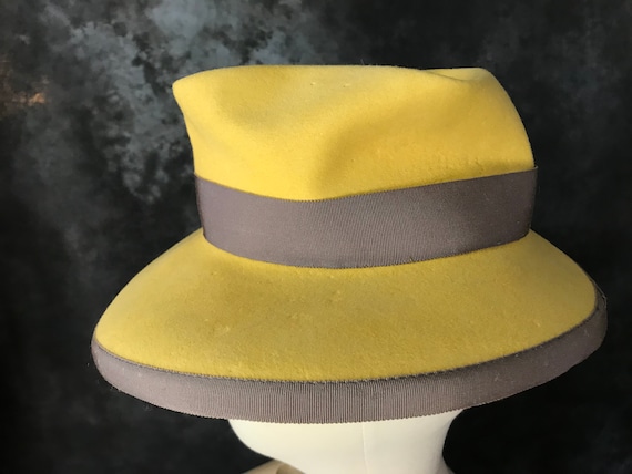 Vintage 1940's jaune Stetson ladies hat greige ba… - image 4