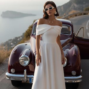Vestido midi con hombros descubiertos: Crepé blanco leche, nupcial y formal