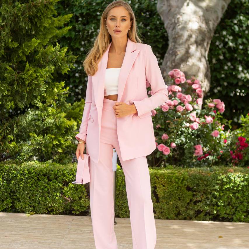 Tailleur pantalon rose France